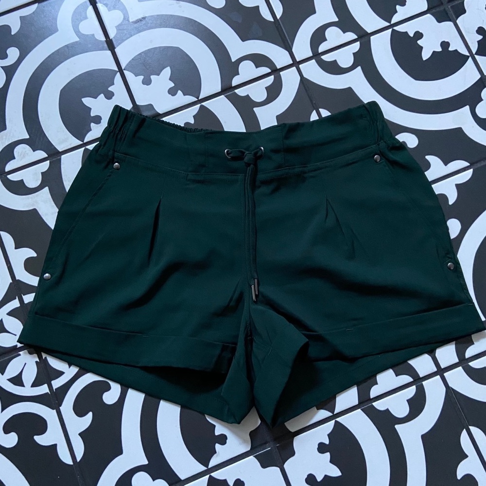 Athletic shorts